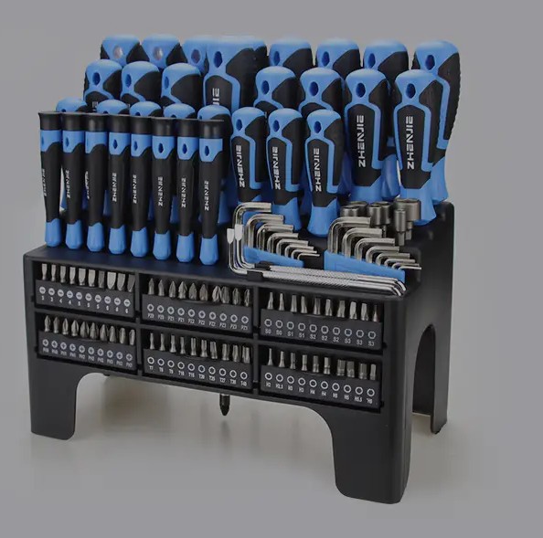 Cur solus multi- munerum magnum adiutorium modernis artificibus constituit? Quia versatile et practicum est!